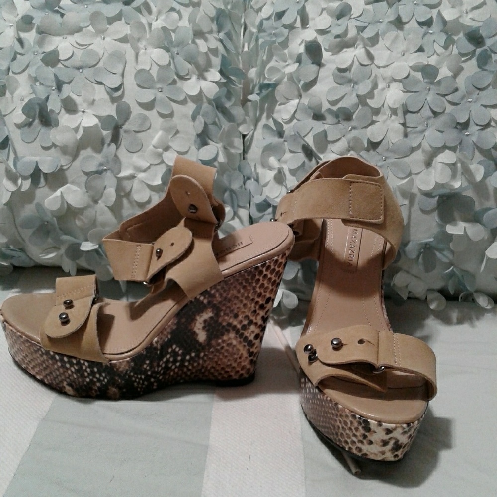 BCBGMAXZRIA Wedge shoes